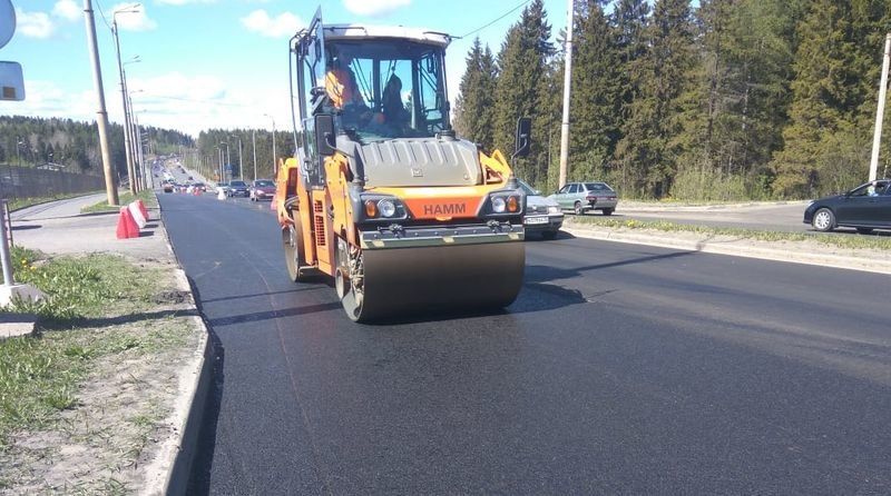В мэрии рассказали, когда закончится ремонт Лесного проспекта