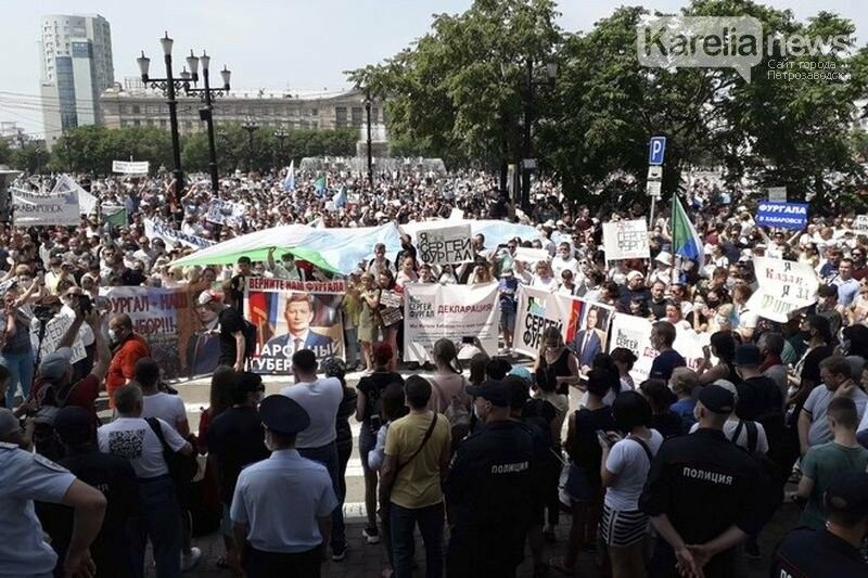 В Хабаровске прошел самый массовый митинг в поддержку губернатора Фургала