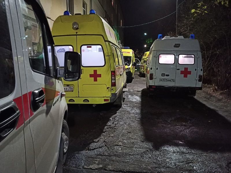 МЧС и другие службы будут помогать скорой Петрозаводска в острый период пандемии