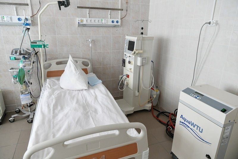 Молодой мужчина умер от коронавируса, зафиксировано 433 случая заражения