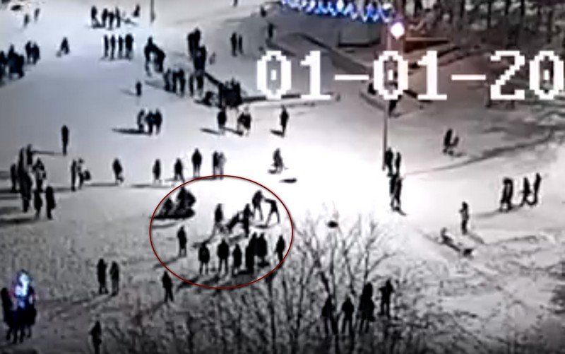 В новогоднюю ночь в Кондопоге подростки устроили массовую драку – пострадала женщина