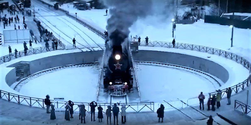 В Рускеала состоялось открытие первого в современной России паровозного круга