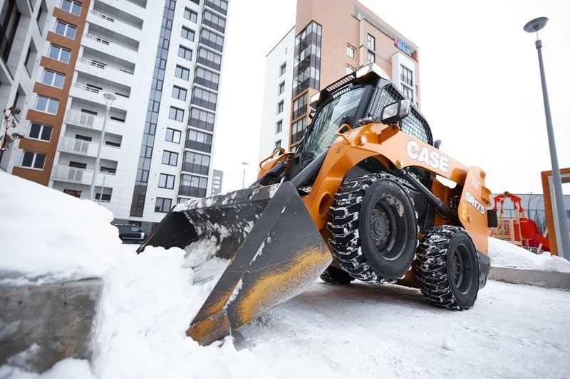 Более 100 самосвалов снега вывезла в январе управляющая организация «ОнегоСтройСервис»