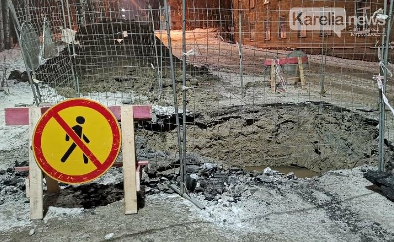 В Петрозаводске из-за аварии без тепла останутся 80 домов, в том числе школа и детский сад