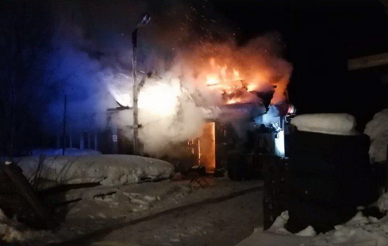 В Кеми сгорел частный жилой дом