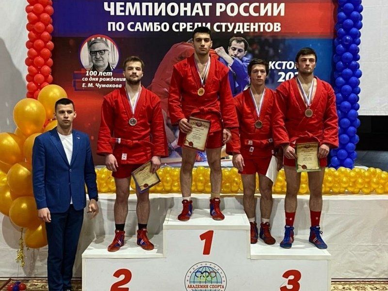 Петрозаводчане стали призерами студенческого Чемпионата России по самбо