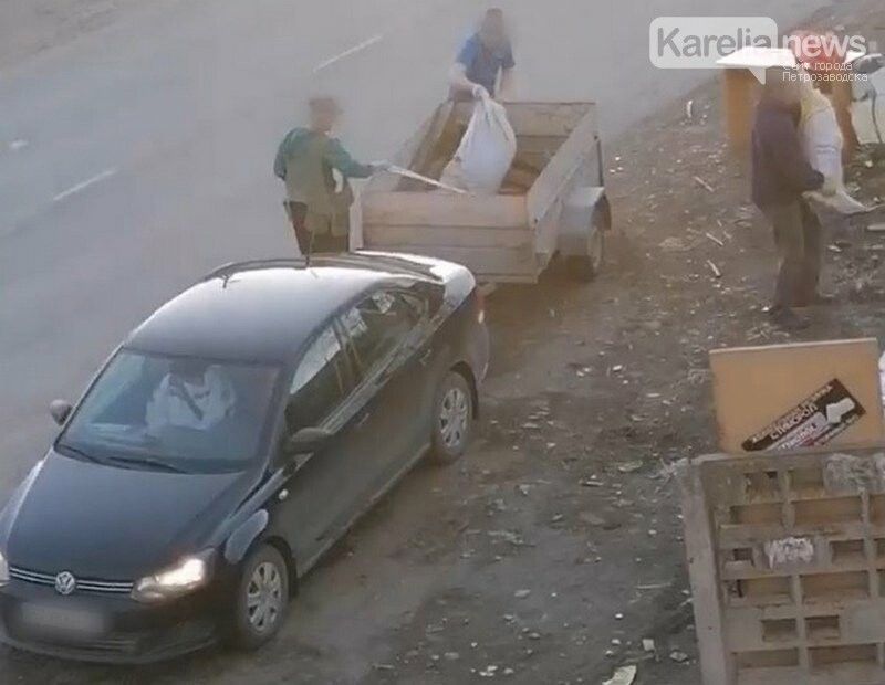 В Петрозаводске поймали нарушителей, которые выбросили шины на помойку