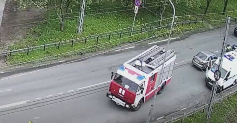 Мотоцикл и легковой автомобиль столкнулись в Петрозаводске