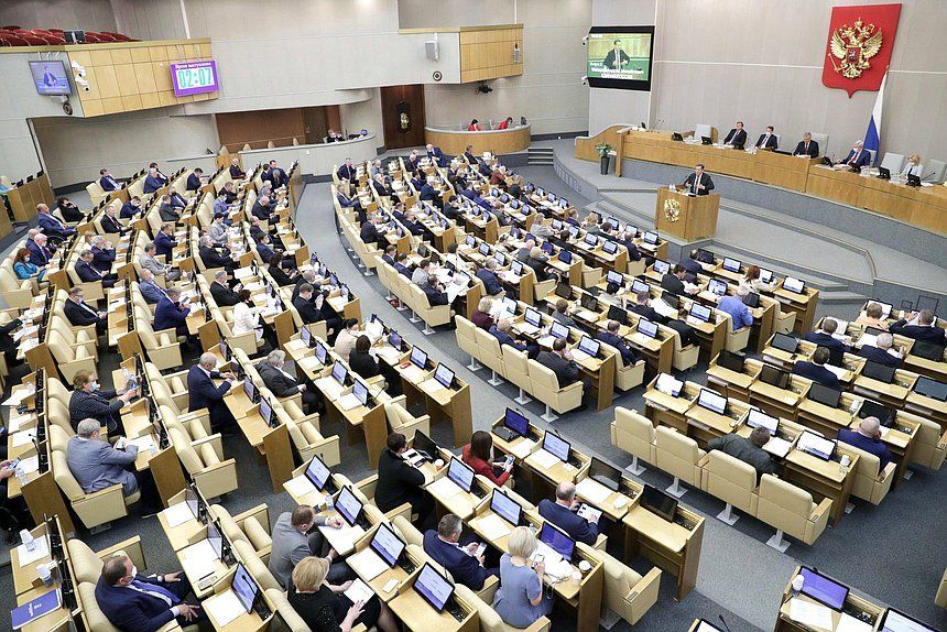 Депутат призвал увеличить  рабочую неделю в России