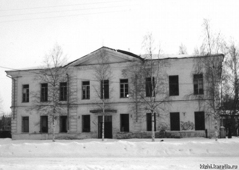 3182598-6_0.jpg