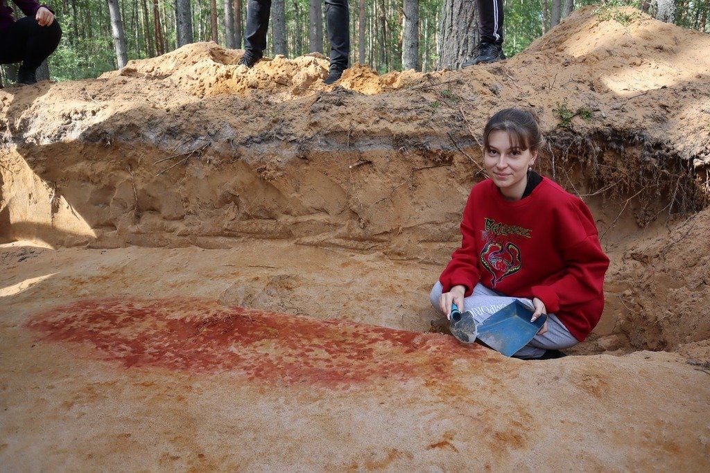 Археологи обнаружили рядом с Петрозаводском древнюю могилу «янтарного» человека