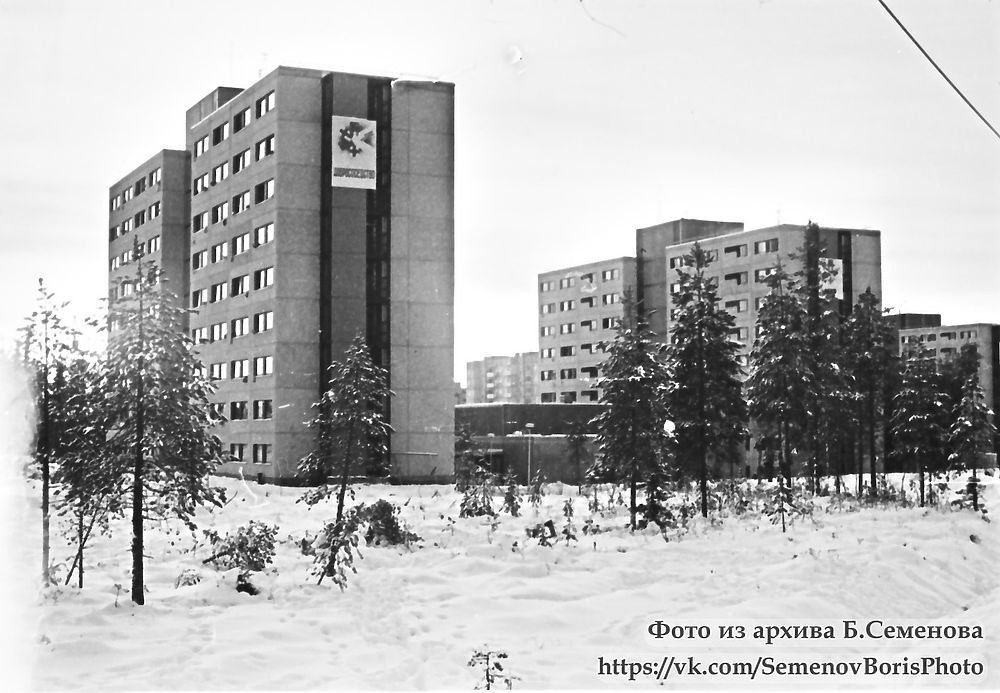 3200743-31_3.jpg