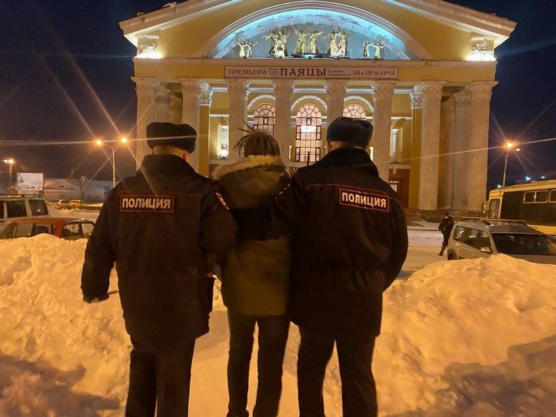 В Петрозаводске прошла акция против войны с Украиной  karelia.news